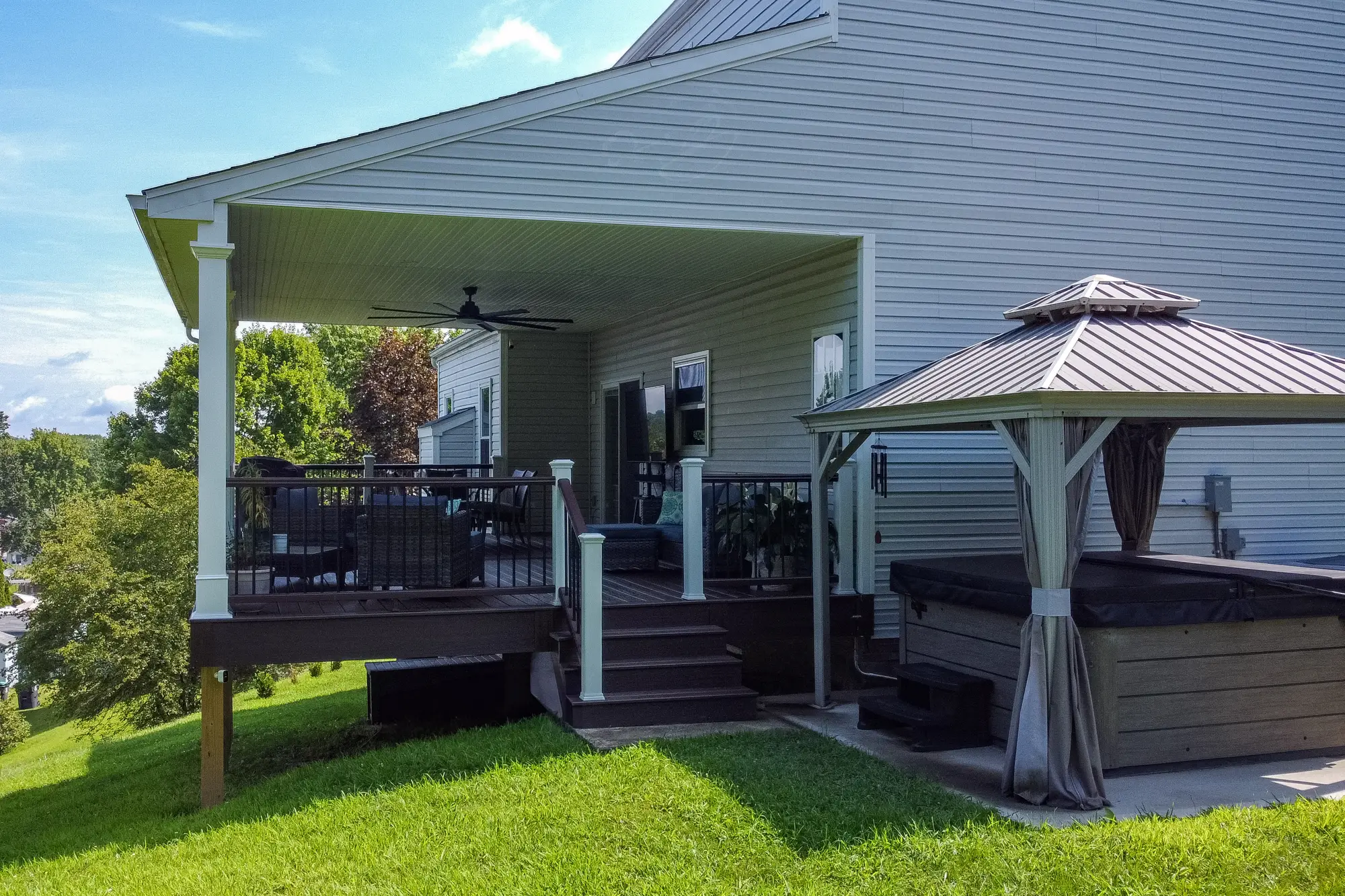 Roofs & Pergolas by Oasis Custom Decks