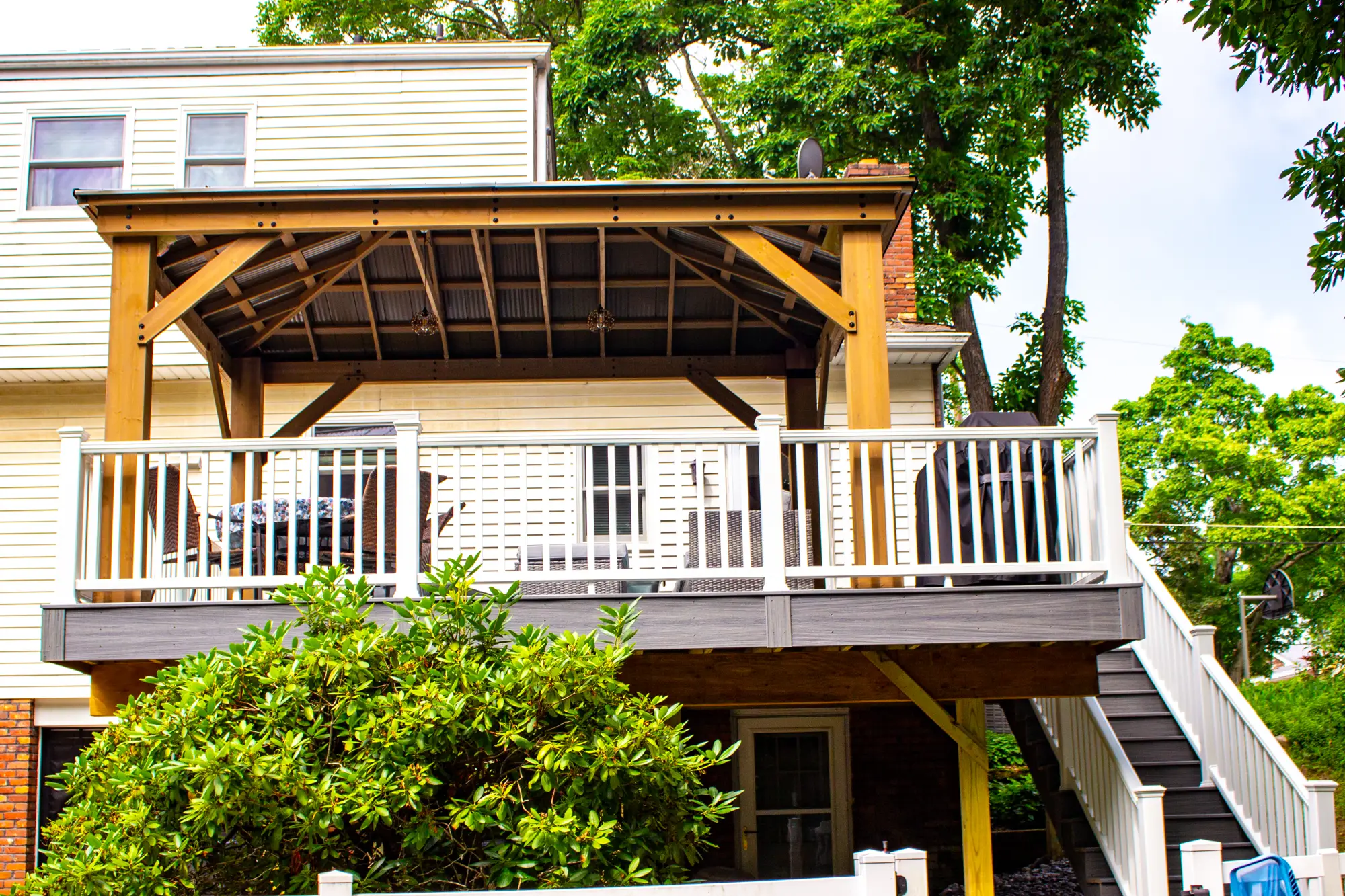 Custom deck project by Oasis Custom Decks