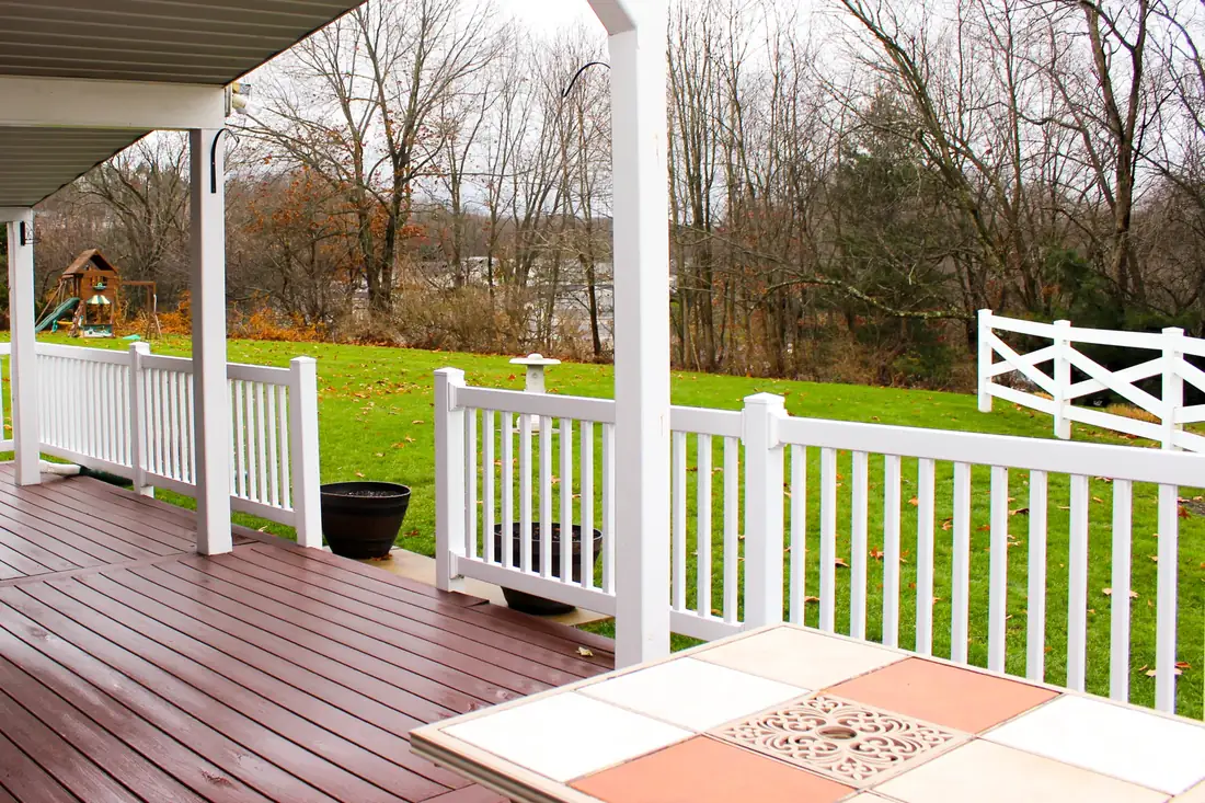 Covered porch and patio steps — Oasis Custom Decks