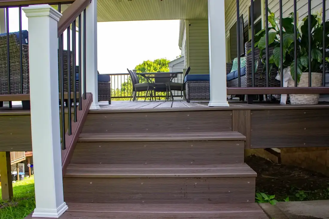 Wide composite stairs with wrapped posts