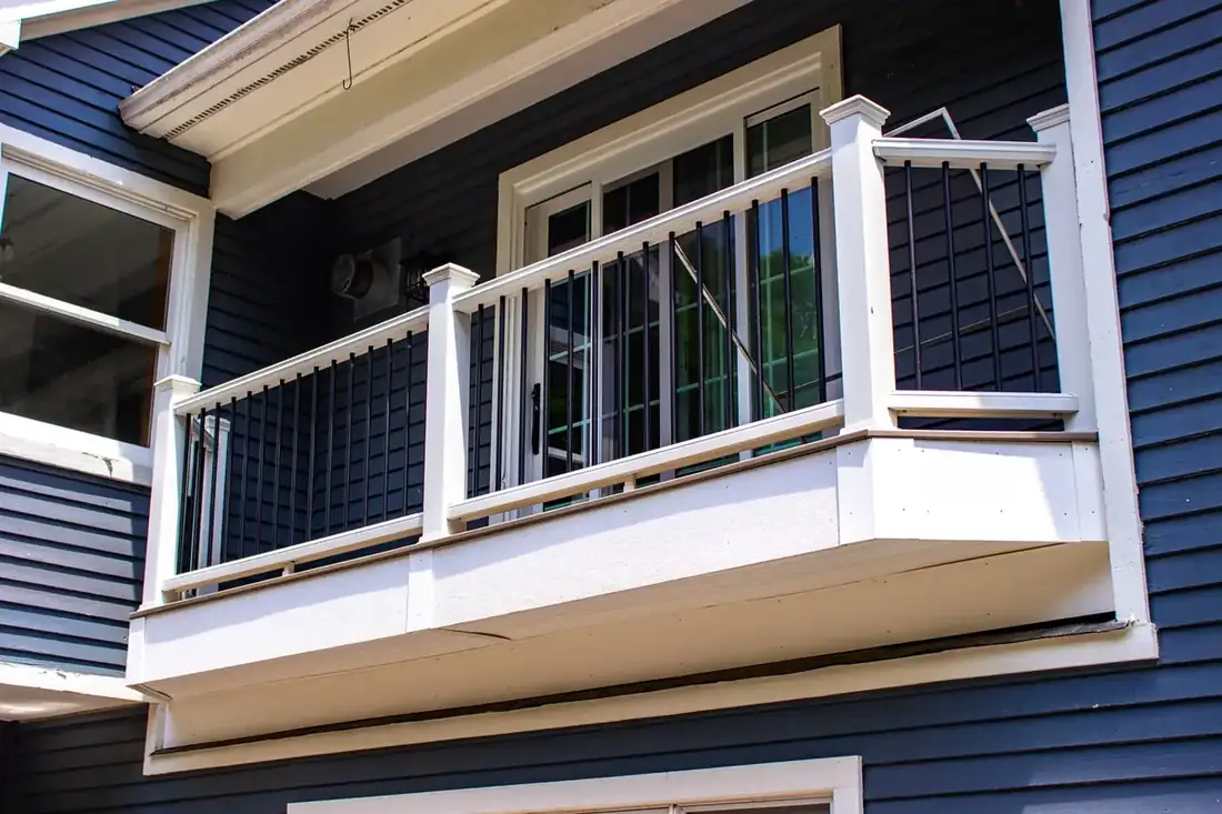 Second-floor deck with cable-style rail — Oasis Custom Decks